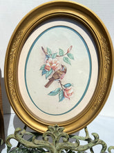 Load image into Gallery viewer, Vintage HOMCO Oval Framed Birds
